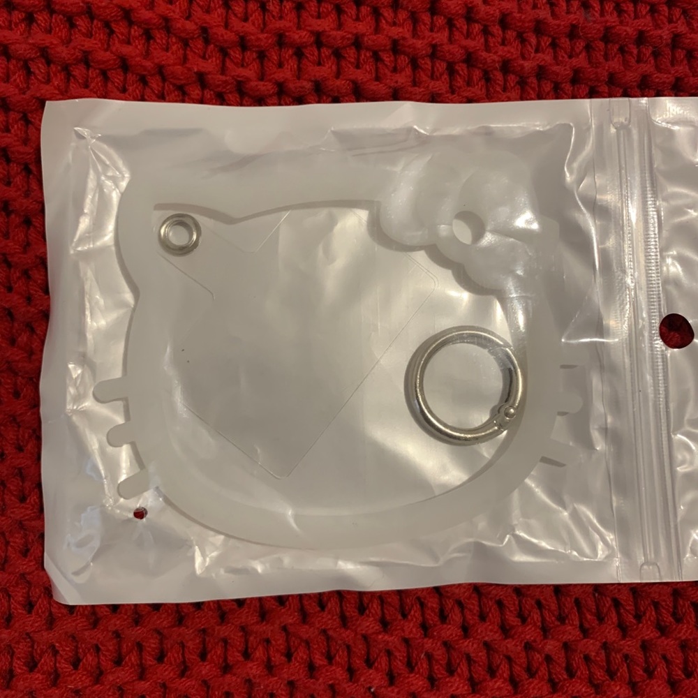 Hello Kitty Bundle - Picture 5 of 7